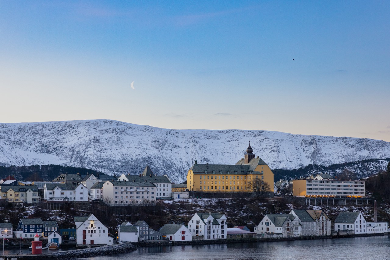 Aspøy Skole (Aspøy School), Ålesund